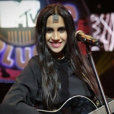 Nikhita Gandhi